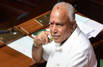 ಯಡಿಯೂರಪ್ಪ ಯಾವಾಗಲು ಬಿಳಿ ಸಫಾರಿಯನ್ನೆ ಹಾಕೋದು ಏಕೆ ಗೊತ್ತಾ ?