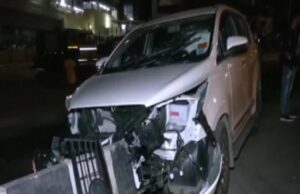 ಬೆಂಗೂರಿನಲ್ಲಿ ಭೀಕರ ಅಪಘಾತ; ಕಾರು ಸಂಪೂರ್ಣ ಜಖಂ