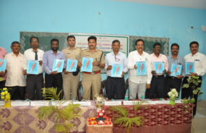 ದ್ವಿತೀಯ ಪಿಯುಸಿ ಆಂಗ್ಲಭಾಷೆ ಕೈಪಿಡಿ ಬಿಡುಗಡೆ