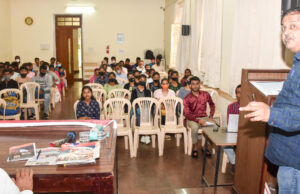 ಶಿಕ್ಷಣವನ್ನು ನಿಯಂತ್ರಿಸುತ್ತಿರುವ ತ್ರಿಕೋನ ಶಕ್ತಿಗಳು: ಶಿಕ್ಷಣ ತಜ್ಞ ಬಿ.ಶ್ರೀಪಾದ ಭಟ್