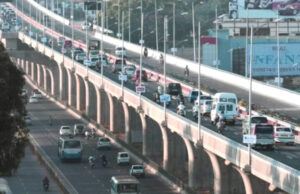 ಬೆಂಗಳೂರು: ಫ್ಲೈಓವರ್ ಬಿರುಕು, ವಾಹನ ಸವಾರರ ಆತಂಕ