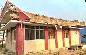 ಕುಸಿದ ತಾರಸಿ: ಮಹಿಳೆ ಸಾವು 40ಕ್ಕೂ ಹೆಚ್ಚು ಮಂದಿಗೆ ಗಾಯ