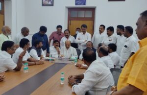 ಸ್ಥಳೀಯ ಸಂಸ್ಥೆ ಪ್ರತಿನಿಧಿಗಳ ಗೌರವಧನ ಹೆಚ್ಚಳಕ್ಕೆ ಸಿಎಂಗೆ ಮನವಿ ಸಲ್ಲಿಸಿದ ವಿಧಾನಪರಿಷತ್ ಶಾಸಕರ ನಿಯೋಗ