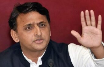 ಉತ್ತರಪ್ರದೇಶದ ಸ್ಟ್ರಾಂಗ್ ರೂಮ್ಗಳಲ್ಲಿ ‘ಇವಿಎಂ’ ಗೋಲ್ ಮಾಲ್ ಸಾಧ್ಯತೆ: ಅಖಿಲೇಶ್ ಯಾದವ್