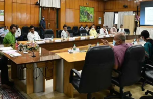 ಕೊರೊನಾ 4ನೇ ಅಲೆ: ಮಾಸ್ಕ್, ಸಾಮಾಜಿಕ ಅಂತರ ಕಡ್ಡಾಯ