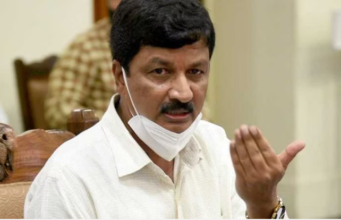 ದೆಹಲಿಗೆ ತೆರಳಲಿರುವ ಸಿಎಂ ಬೊಮ್ಮಾಯಿ: ಸಚಿವ ಸ್ಥಾನಕ್ಕೆ ರಮೇಶ್ ಜಾರಕಿಹೊಳಿ ಕಸರತ್ತು