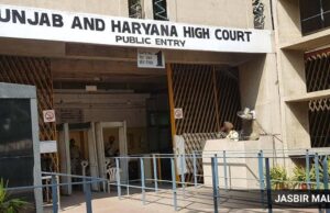 ಲುಕ್ ಔಟ್ ಸುತ್ತೋಲೆ ನೀಡದಿರುವುದು 21ನೇ ವಿಧಿಯ ಉಲ್ಲಂಘನೆ ಎಂದ ಪಂಜಾಬ್ ಹೈಕೋರ್ಟ್: 1 ಲಕ್ಷ ರೂ. ಪರಿಹಾರ ಒದಗಿಸಲು ಸೂಚನೆ