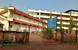 ಅಭಿಷೇಕ ಹಿರೇಮಠ್ ದ್ವಿತೀಯ ಪಿಯುಸಿ ಪರೀಕ್ಷೆ ಬರೆಯಲಿರುವ ಕಾಲೇಜ್ ಗೆ ಪೊಲೀಸ್ ಬಿಗಿ ಬಂದೋಬಸ್ತ್