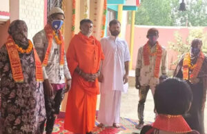 ಮುಸ್ಲಿಂ ಕುಟುಂಬದ 8 ಮಂದಿಗೆ ಹಿಂದು ಧರ್ಮದ ಮರು ದೀಕ್ಷೆ