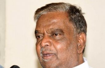 ಧರ್ಮದ ಅಫೀಮಿನ ನಶೆ ದಾರಿ ತಪ್ಪಿಸುತ್ತಿದೆ: ವಿ.ಶ್ರೀನಿವಾಸ್ ಪ್ರಸಾದ್