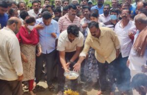 ಜಿಟಿಡಿ ಮೊಮ್ಮಗಳ ಸಾವಿಗೆ ಸಂತಾಪ ಸೂಚಿಸಿದ ಎಸ್.ಟಿ.ಸೋಮಶೇಖರ್, ಅಂತ್ಯಸಂಸ್ಕಾರದಲ್ಲಿ ನಿಖಿಲ್ ಕುಮಾರಸ್ವಾಮಿ ಭಾಗಿ