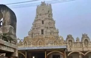 ಮೇಲುಕೋಟೆ: ‘ದೀವಟಿಗೆ ಸಲಾಂ’ ಬದಲಿಗೆ ‘ಸಂಧ್ಯಾರತಿ’ ನಾಮಕರಣಕ್ಕೆ ಜಿಲ್ಲಾಧಿಕಾರಿ ಶಿಫಾರಸು