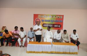 ಮತದಾರರ ಖುದ್ದು ಭೇಟಿಗೆ ಅಬಕಾರಿ ಸಚಿವ ಕೆ.ಗೋಪಾಲಯ್ಯ ಸಲಹೆ