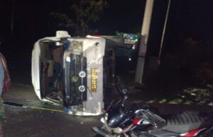 ಚಾಮರಾಜನಗರ: ರಸ್ತೆ ಅಪಘಾತದಲ್ಲಿ 6 ಮಂದಿಗೆ ತೀವ್ರ ಗಾಯ