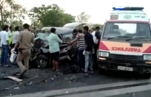 ಭೀಕರ ಅಪಘಾತ: ಏಳು ಜನ ಸ್ಥಳದಲ್ಲೇ ಸಾವು