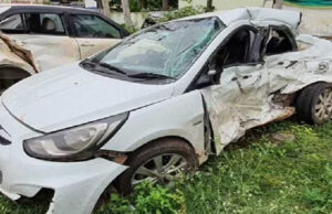 ರಸ್ತೆ ವಿಭಜಕಕ್ಕೆ ಕಾರು ಡಿಕ್ಕಿ: ಮೂವರು ಸ್ಥಳದಲ್ಲೇ ದುರ್ಮರಣ