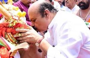 ಪುಣ್ಯಕೋಟಿ ದತ್ತು ಯೋಜನೆ ಆರಂಭ: ಹುಟ್ಟುಹಬ್ಬಕ್ಕೆ 11 ಗೋವು ದತ್ತು ಪಡೆದ ಸಿಎಂ ಬೊಮ್ಮಾಯಿ