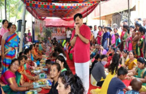 ಬಿಜೆಪಿ ಕಾರ್ಯಕರ್ತರಿಂದ ತಾಯಂದಿರ ಪಾದಪೂಜೆ