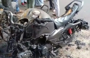 ಬೆಳಗಾವಿ: ಕಿಡಿಗೇಡಿಗಳಿಂದ ನಾಲ್ಕು ಬೈಕ್ಗಳಿಗೆ ಬೆಂಕಿ