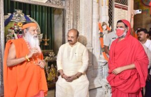 ಶ್ರೀ ಗಣಪತಿ ಸಚ್ಚಿದಾನಂದ ಆಶ್ರಮದಿಂದ ಚೆಲುವಾಂಬ ಆಸ್ಪತ್ರೆಗೆ ಆ್ಯಂಬುಲೆನ್ಸ್ ಹಸ್ತಾಂತರ