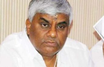 ರಾಜ್ಯಸಭೆ ಚುನಾವಣೆ: ಕಾಂಗ್ರೆಸ್ ನವರು ಬಿಜೆಪಿ ವೋಟ್ ಕೇಳ್ತಾರೇನೋ ?- ಹೆಚ್.ಡಿ.ರೇವಣ್ಣ