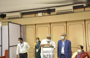 ಮಾಜಿ ಸಚಿವ ಹೆಚ್.ಡಿ ರೇವಣ್ಣ ಮತ ಅಸಿಂಧು ಮಾಡುವಂತೆ ದೂರು