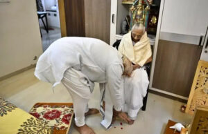 ಪ್ರಧಾನಿ ನರೇಂದ್ರ ಮೋದಿ ಅವರ ತಾಯಿ ಹೀರಾಬೆನ್ ಗೆ ನೂರರ ಸಂಭ್ರಮ