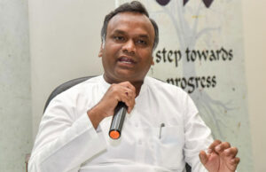 ಕೆಂಪುಕೋಟೆ ಸ್ವಾತಂತ್ರ್ಯೋತ್ಸವದಲ್ಲಿ ಪಾಲ್ಗೊಳ್ಳಲು ರಾಜ್ಯದ ಆರು ಮಂದಿ ಗ್ರಾಮ ಪಂಚಾಯತಿ ಅಧ್ಯಕ್ಷರಿಗೆ ಆಹ್ವಾನ: ಸಚಿವ ಪ್ರಿಯಾಂಕ್ ಖರ್ಗೆ ಅವರಿಂದ ಅಭಿನಂದನೆ