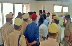 ಭೀಕರ ರಸ್ತೆ ಅಪಘಾತ: 10 ಜನರ ಸಾವು, 7 ಮಂದಿ ಸ್ಥಿತಿ ಗಂಭೀರ