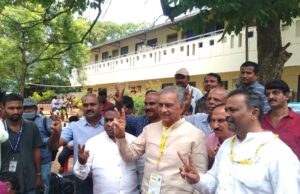 ಶಿಕ್ಷಕರ ಋಣ ತೀರಿಸುತ್ತೇನೆ: ಬಸವರಾಜ ಹೊರಟ್ಟಿ