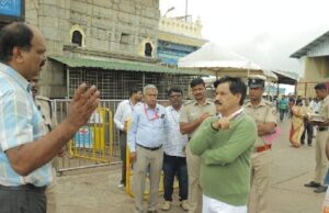 ಆಷಾಡ ಶುಕ್ರವಾರ- ಚಾಮುಂಡೇಶ್ವರಿ ತಾಯಿ ವರ್ಧಂತಿ: ಪೂರ್ವ ಸಿದ್ದತೆ ಪರಿಶೀಲನೆ ನಡೆಸಿದ ಎಸ್.ಎ.ರಾಮದಾಸ್