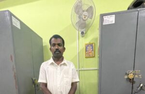 ನಕಲಿ ಟಿಕೆಟ್ ಪರೀಕ್ಷಕ ಪೊಲೀಸರ ವಶಕ್ಕೆ