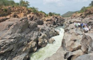 ಮೇಕೆದಾಟು ಸಮತೋಲನ ಜಲಾಶಯ ನಿರ್ಮಾಣಕ್ಕೆ ಸಂಬಂಧಿಸಿದ ವಿಚಾರಣೆ ಮುಂದೂಡಿದ `ಸುಪ್ರೀಂ’