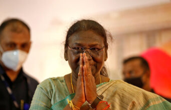 ಎನ್ಡಿಎ ಅಭ್ಯರ್ಥಿ ದ್ರೌಪದಿ ಮುರ್ಮು ವಿರುದ್ಧ ಚುನಾವಣಾ ಆಯೋಗಕ್ಕೆ ದೂರು