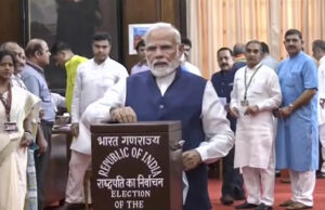 ರಾಷ್ಟ್ರಪತಿ ಚುನಾವಣೆ: ಪ್ರಧಾನಿ ನರೇಂದ್ರ ಮೋದಿ ಮತ ಚಲಾವಣೆ