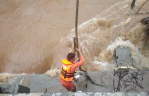 ಮಡಿಕೇರಿಯಲ್ಲಿ ಮುಂದುವರೆದ ಮಳೆ: ಹಾರಂಗಿ ಜಲಾಶಯದಿಂದ ೨೧,೧೬೬ ಕ್ಯುಸೆಕ್ ನೀರು ನದಿಗೆ