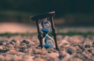 ಕಾಲಕ್ಕೆ ಯಾವ ಗಡಿ,,,? – ಕವಿತೆ