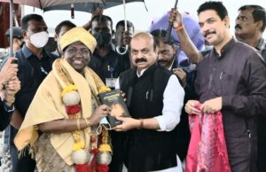 ಬೆಂಗಳೂರಿಗೆ ಆಗಮಿಸಿದ ರಾಷ್ಟ್ರಪತಿ ಅಭ್ಯರ್ಥಿ ದ್ರೌಪದಿ ಮುರ್ಮು