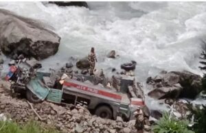 ನದಿಗೆ ಉರುಳಿ ಬಿದ್ದ ಐಟಿಬಿಪಿ ಸಿಬ್ಬಂದಿ ಕರೆದೊಯ್ಯುತ್ತಿದ್ದ ಬಸ್: 7 ಮಂದಿ ಸಾವು