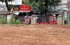 ನಗರಪಾಲಿಕೆಯಿಂದ ಶಿಥಿಲಗೊಂಡಿದ್ದ ಸಮುದಾಯ ಭವನ ನೆಲಸಮ