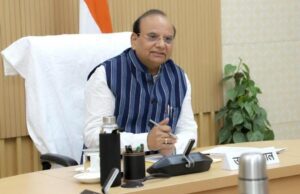 ಸಿಬಿಐ ದಾಳಿ ಬೆನ್ನಲ್ಲೇ 12 ಐಎಎಸ್ ಅಧಿಕಾರಿಗಳ ವರ್ಗಾವಣೆ