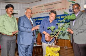 ಅಧಿಕಾರ ಅಹಂಕಾರವಾಗದೇ ಅಂತಃಕರಣ ಆಗಬೇಕು: ಸಾಹಿತಿ ಬರಗೂರು ರಾಮಚಂದ್ರಪ್ಪ