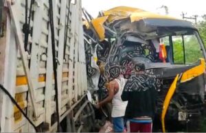 ಖಾಸಗಿ ಶಾಲೆ ಬಸ್- ಕ್ಯಾಂಟರ್ ಅಪಘಾತ: ಇಬ್ಬರು ಚಾಲಕರು ಸಾವು