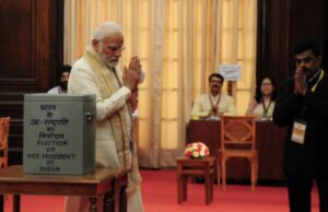 ಉಪರಾಷ್ಟ್ರಪತಿ ಚುನಾವಣೆ: ಪ್ರಧಾನಿ ಮೋದಿ ಮತ ಚಲಾವಣೆ