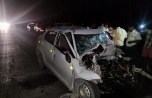 ಲಾರಿಗೆ ಕಾರು ಡಿಕ್ಕಿ: ಮೂವರು ಸಾವು