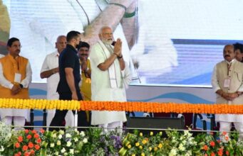 ಮಂಗಳೂರಿಗೆ ಆಗಮಿಸಿದ ಪ್ರಧಾನಿ ನರೇಂದ್ರ ಮೋದಿ