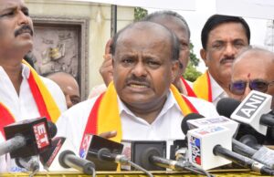 ಹಿಂದಿ ದಿವಸ ವಿರೋಧಿಸಿ ಹೆಚ್.ಡಿ.ಕುಮಾರಸ್ವಾಮಿ ನೇತೃತ್ವದಲ್ಲಿ ಜೆಡಿಎಸ್ ಪ್ರತಿಭಟನೆ