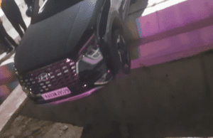 ಮದ್ಯದ ಅಮಲಿನಲ್ಲಿ ವೇಗವಾಗಿ ಕಾರು ಚಲಾಯಿಸಿದ ಯುವತಿ: ಅಪಾಯದಿಂದ ಪಾರು