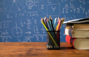 ಮೈಸೂರು ವಿವಿ ಪತ್ರಿಕೋದ್ಯಮ ವಿಭಾಗದ ಮುಖ್ಯಸ್ಥರ ಅಮಾನತ್ತಿಗೆ ಒತ್ತಾಯ