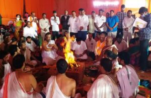 ಬಿಜೆಪಿ ಜನೋತ್ಸವ: ವಿಘ್ನ ನಿವಾರಣೆಗೆ ವೇದಿಕೆ ಮೇಲೆ ಗಣ, ವಿಷ್ಣು ಹೋಮ